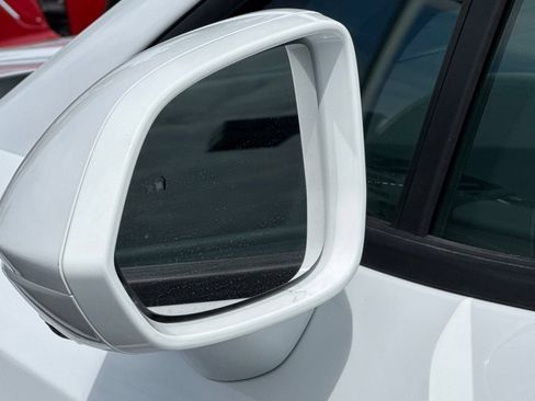 Used 2026 Chevrolet Blazer EV LT FWD image 50