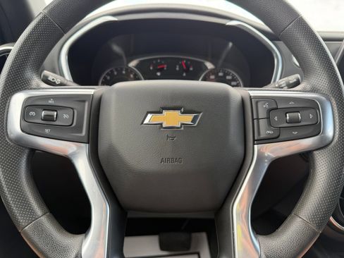 Used 2021 Chevrolet Blazer LT FWD image 19