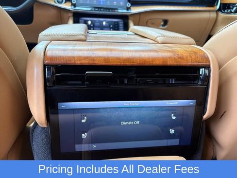 Used 2022 Jeep Grand Wagoneer Series III w/ Flexible Seating Group AWD/4WD image 22