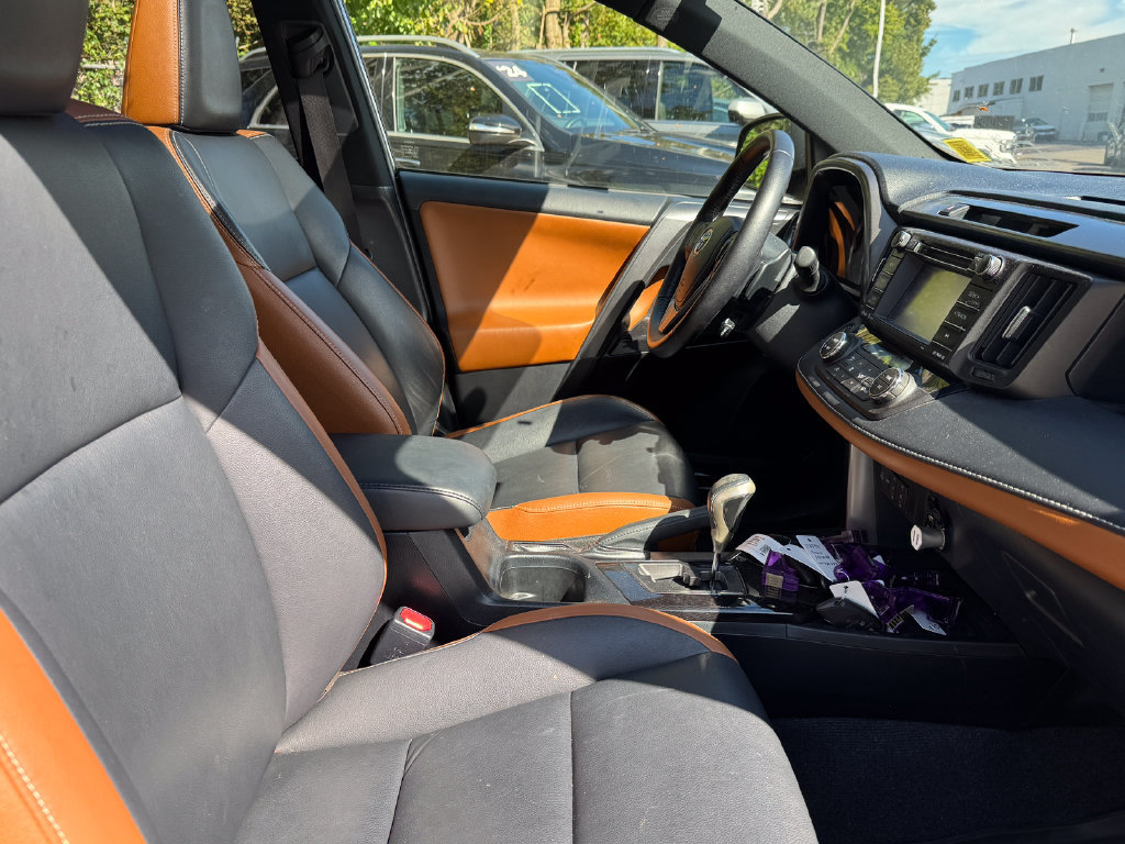 Used 2016 Toyota RAV4 SE AWD/4WD image 24