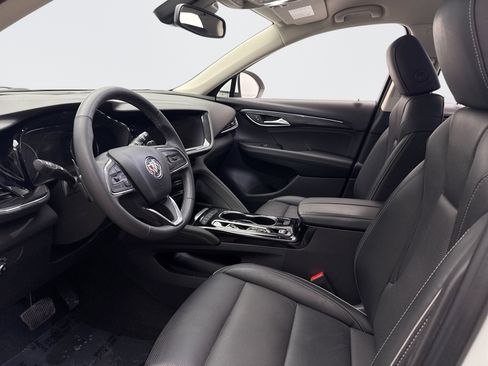 Used 2023 Buick Envision Essence image 10