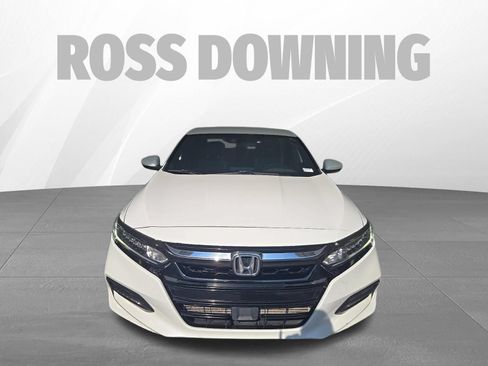 Used 2018 Honda Accord Sport image 2