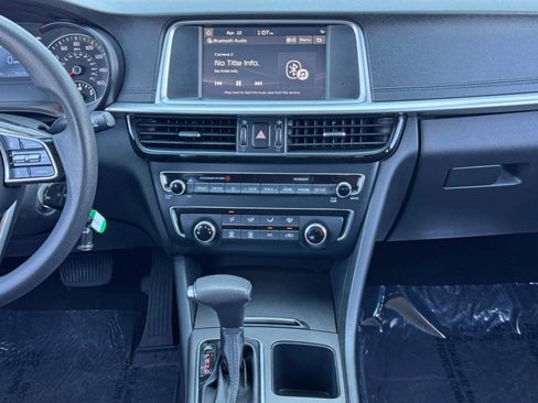 Used 2020 Kia Optima LX image 19