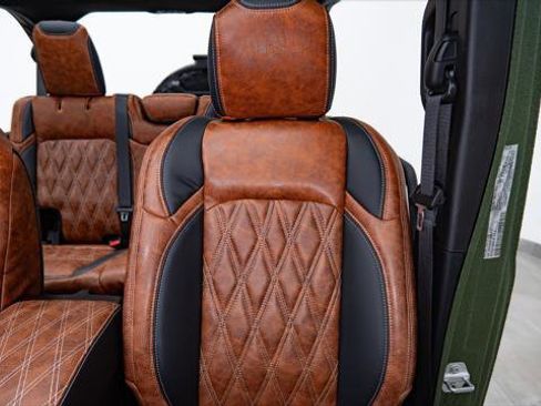 Used 2026 Jeep Wrangler Unlimited Sport AWD/4WD image 33