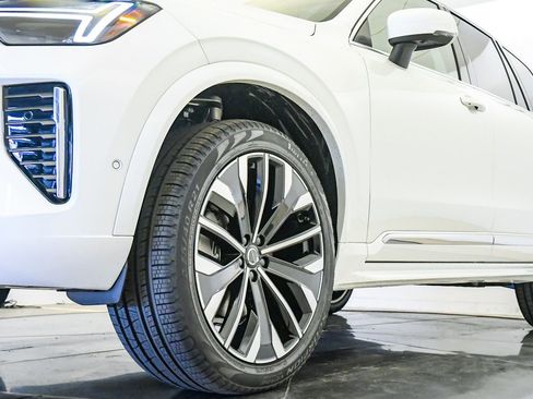 New 2026 Volvo XC90 B6 Ultra w/ Protection Package AWD/4WD image 10