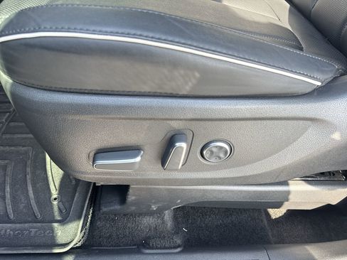 Used 2025 Hyundai Palisade SEL FWD image 12