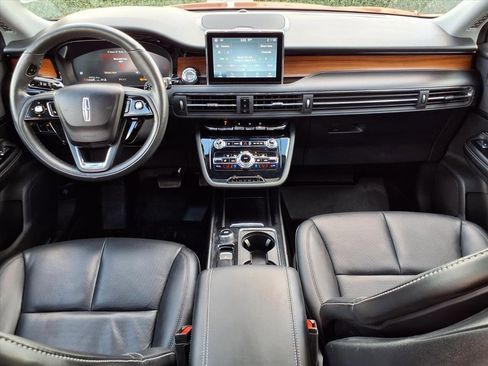 Used 2021 Lincoln Corsair Reserve w/ Equipment Group 201A image 3