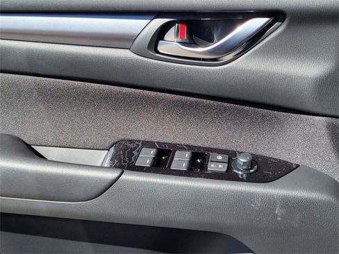New 2025 MAZDA CX-5 AWD 2.5 S image 8