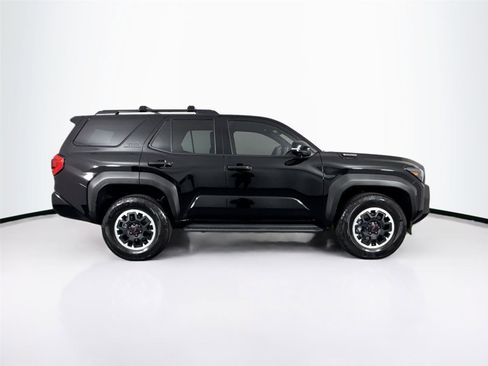 Certified 2025 Toyota 4Runner TRD Off-Road Premium image 11