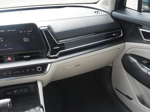 Used 2024 Kia Sportage EX FWD image 25