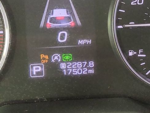 Used 2025 Subaru Outback Limited XT w/ Popular Package #2 AWD/4WD image 38