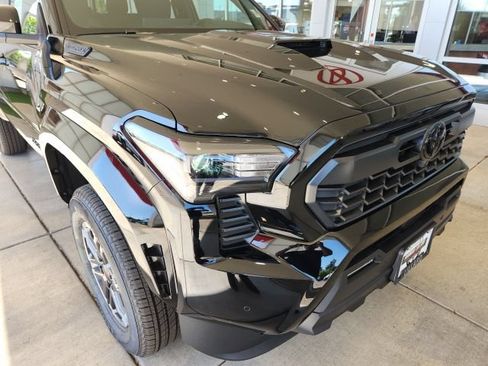 New 2026 Toyota Tacoma TRD Sport AWD/4WD image 8