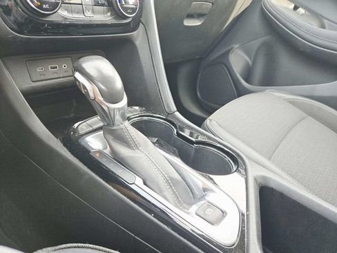 Used 2021 Buick Encore GX Select w/ Sport Touring Package FWD image 17