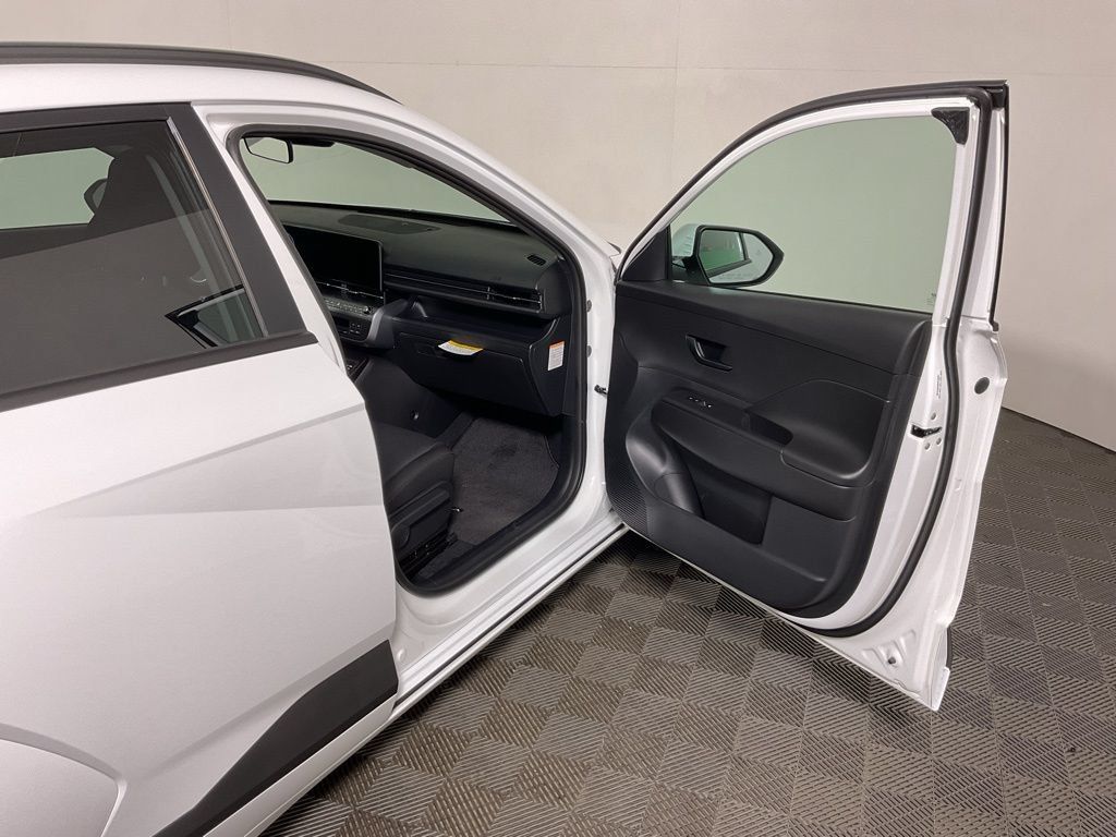 New 2025 Hyundai Kona SEL FWD image 36