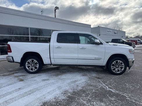 Used 2022 RAM 1500 Limited image 2