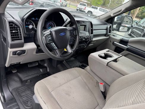 Used 2019 Ford F250 XLT w/ FX4 Off-Road Package AWD/4WD image 13