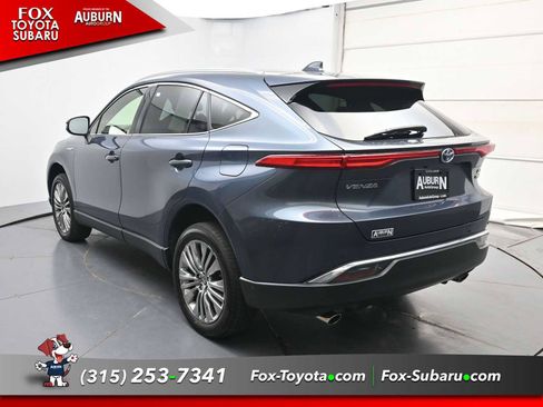Used 2021 Toyota Venza XLE w/ Softex Package AWD/4WD image 15