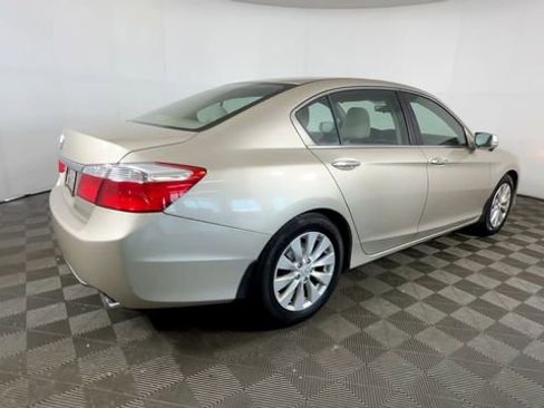 Used 2015 Honda Accord EX image 5