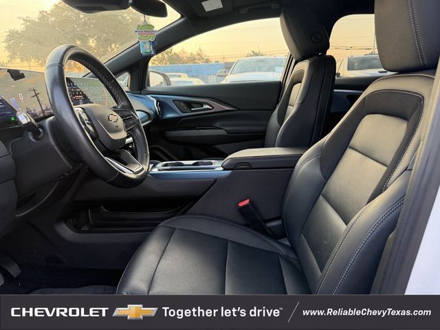 Used 2024 Chevrolet Equinox EV LT FWD image 25