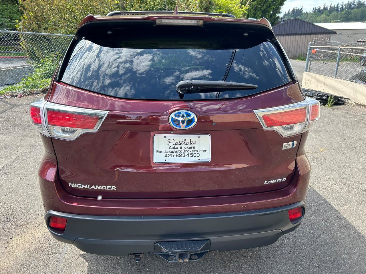 Used 2015 Toyota Highlander Limited AWD/4WD image 6