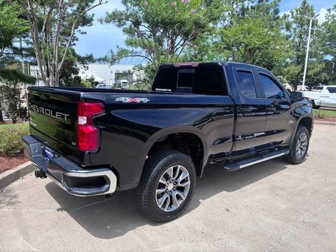 Used 2021 Chevrolet Silverado 1500 LT w/ Texas Edition Plus AWD/4WD image 10