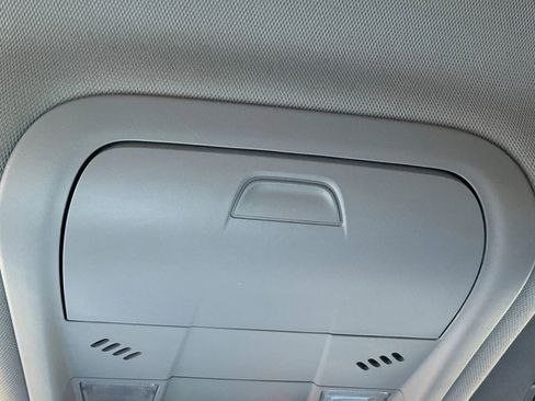 Used 2020 GMC Terrain SLT image 33