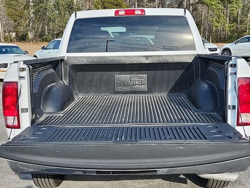 Certified 2022 RAM 1500 Classic SLT image 24