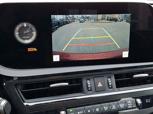 Used 2023 Lexus ES 350 w/ Premium Package image 19