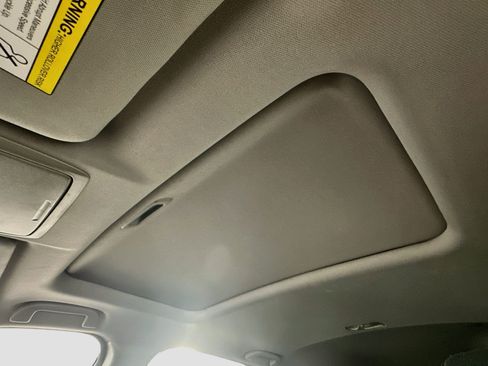 Used 2018 Honda CR-V EX image 25
