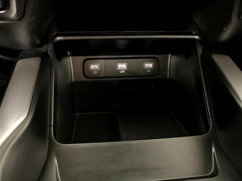 Certified 2023 Kia Sorento LX AWD/4WD image 16