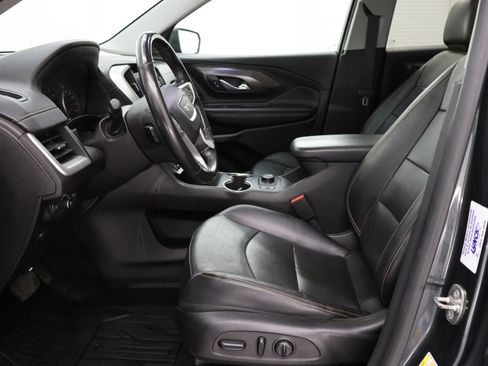 Used 2019 GMC Terrain SLT w/ Preferred Package image 8