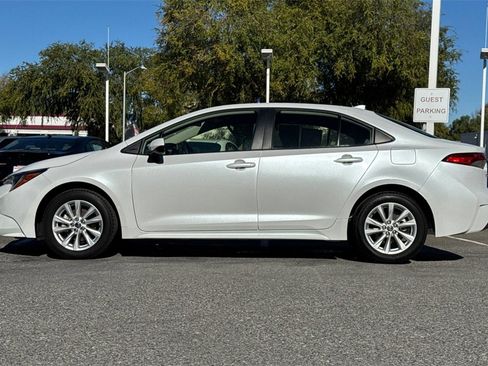 Certified 2024 Toyota Corolla LE w/ LE Convenience Package image 6