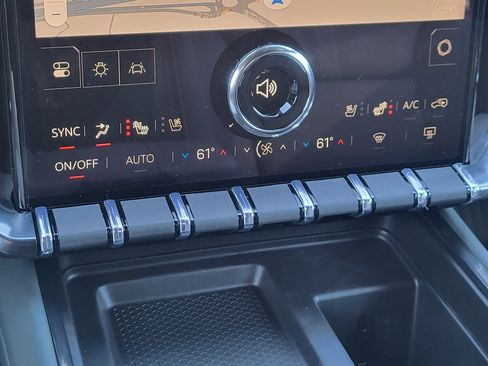 New 2026 GMC Acadia AT4 w/ Luxury Package image 17