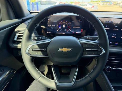 New 2026 Chevrolet Traverse LT w/ Driver Confidence Package FWD image 14