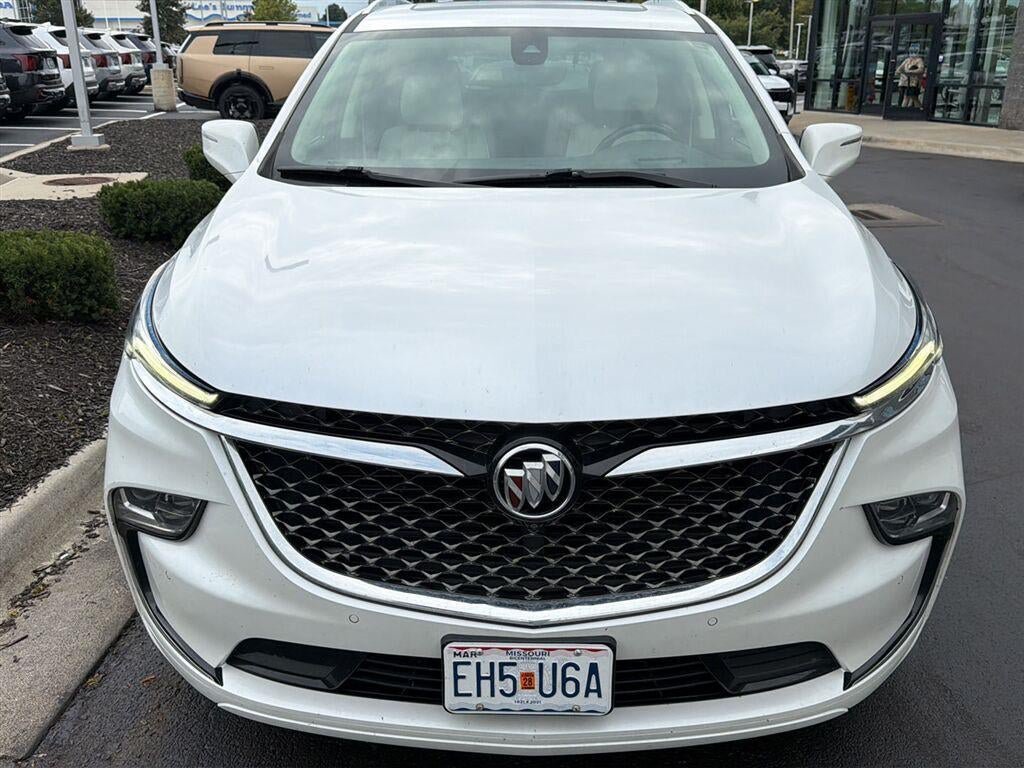 Used 2022 Buick Enclave Avenir w/ Avenir Technology Package AWD/4WD image 27