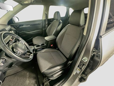 Used 2025 Kia Seltos S FWD image 13