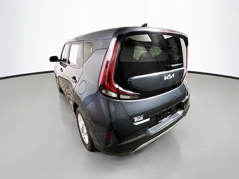 Used 2024 Kia Soul LX w/ Option Group 015 FWD image 8