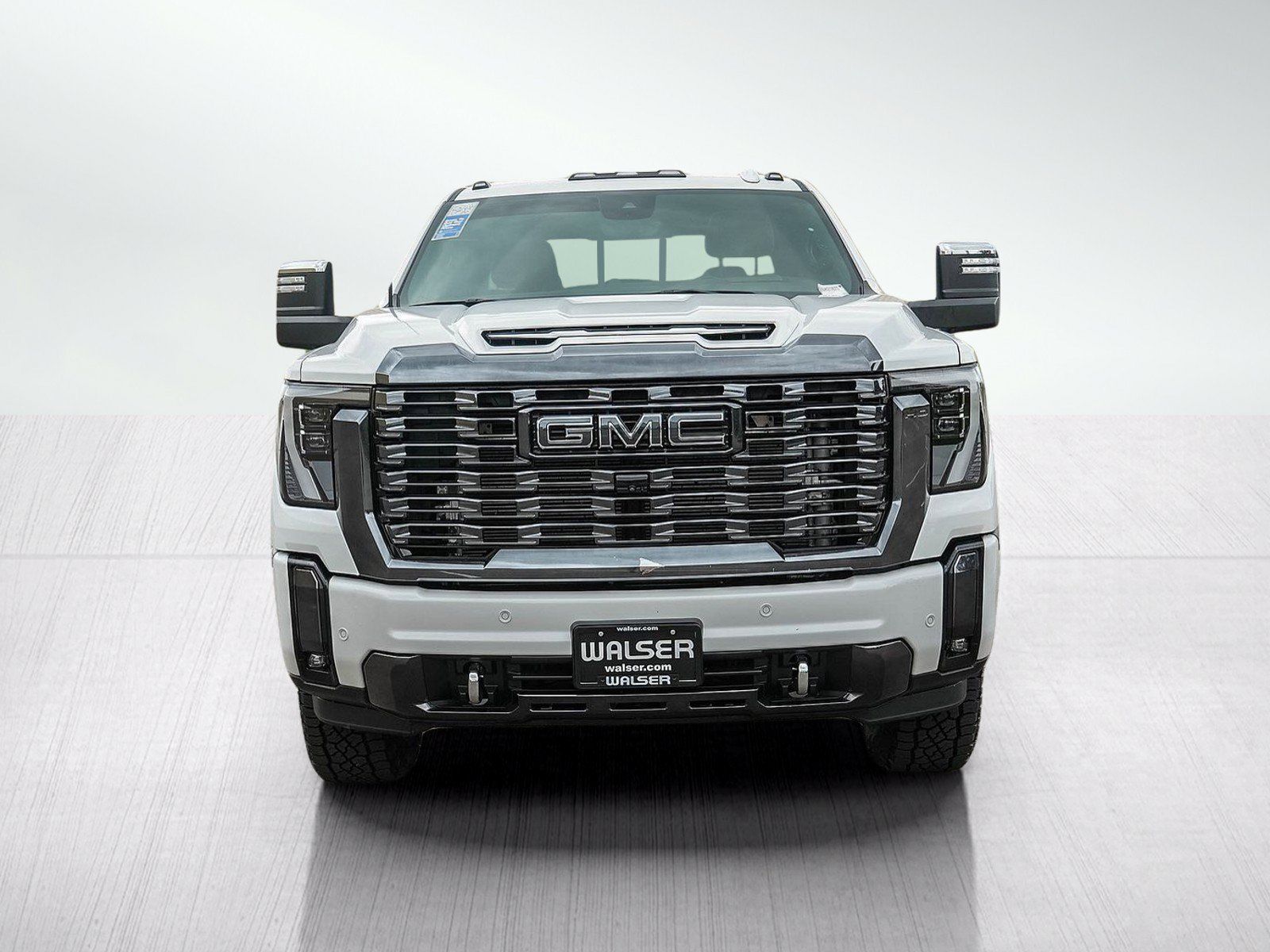 Used 2024 GMC Sierra 2500 Denali Ultimate AWD/4WD image 8