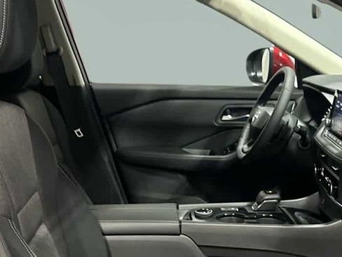 New 2026 Nissan Rogue SV AWD/4WD image 19