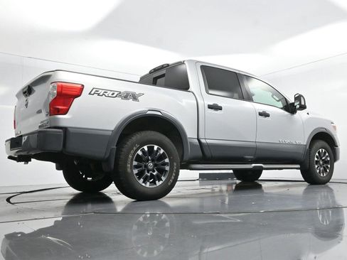 Used 2018 Nissan Titan PRO-4X w/ Pro-4x Convenience Package AWD/4WD image 54