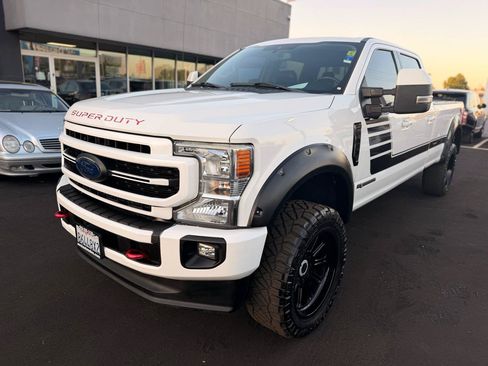 Used 2020 Ford F350 Lariat w/ Lariat Ultimate Package AWD/4WD image 8