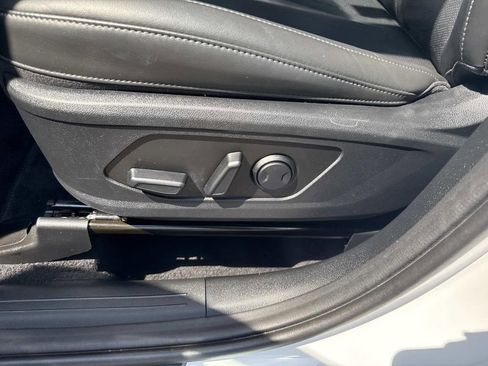 Used 2023 Kia Sorento S w/ Panoramic Sunroof Package AWD/4WD image 20