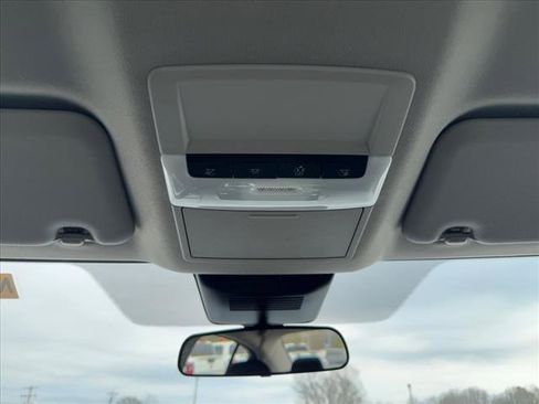 New 2025 Nissan Sentra SV image 25