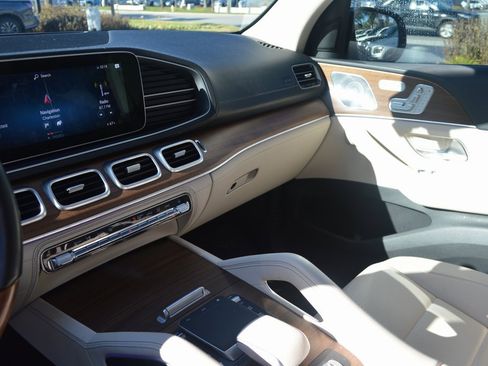 Used 2023 Mercedes-Benz GLS 450 GLS 450 image 23