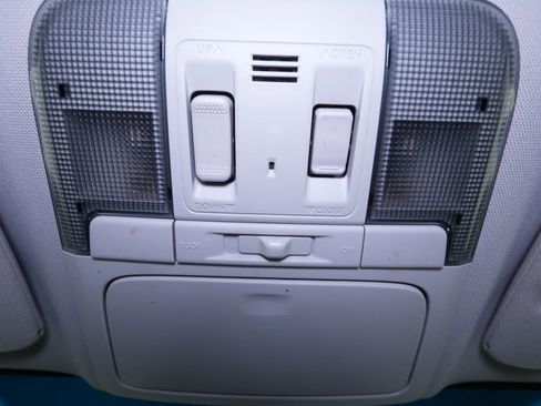 Used 2013 Subaru Outback 3.6R Limited w/ Special Appearance Pkg image 41