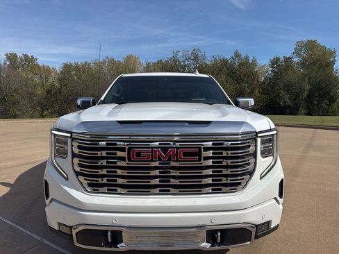 Used 2024 GMC Sierra 1500 Denali w/ Technology Package image 10