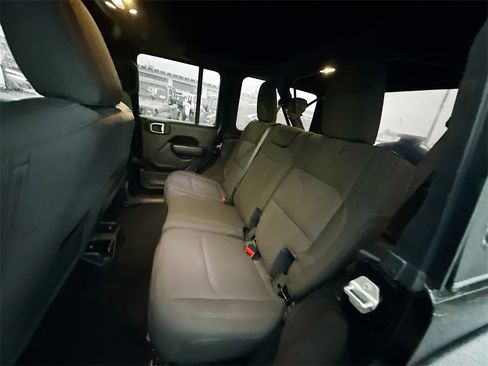 Used 2021 Jeep Wrangler Unlimited Willys image 26