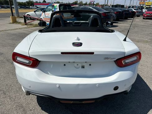 Used 2018 FIAT 124 Spider Abarth w/ Convenience Group RWD image 42