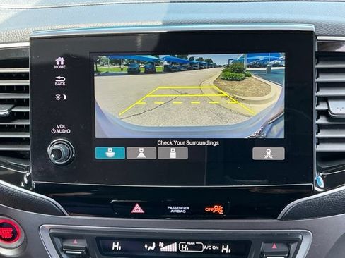 Certified 2022 Honda Pilot Sport image 12
