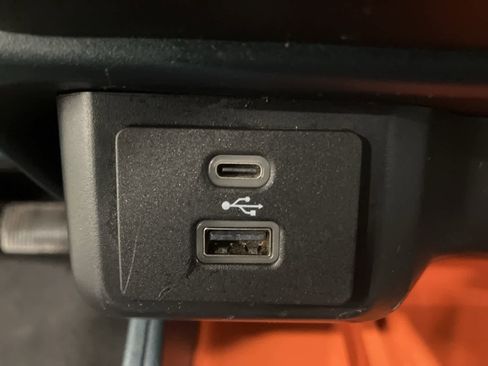 Used 2022 Ford Maverick XLT image 18